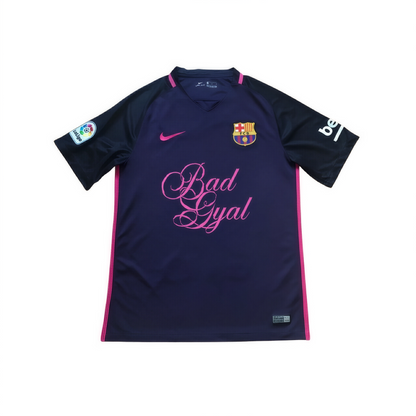 Bad Gyal x Barcelona camiseta