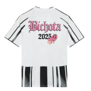 Juventus x Karol G camiseta